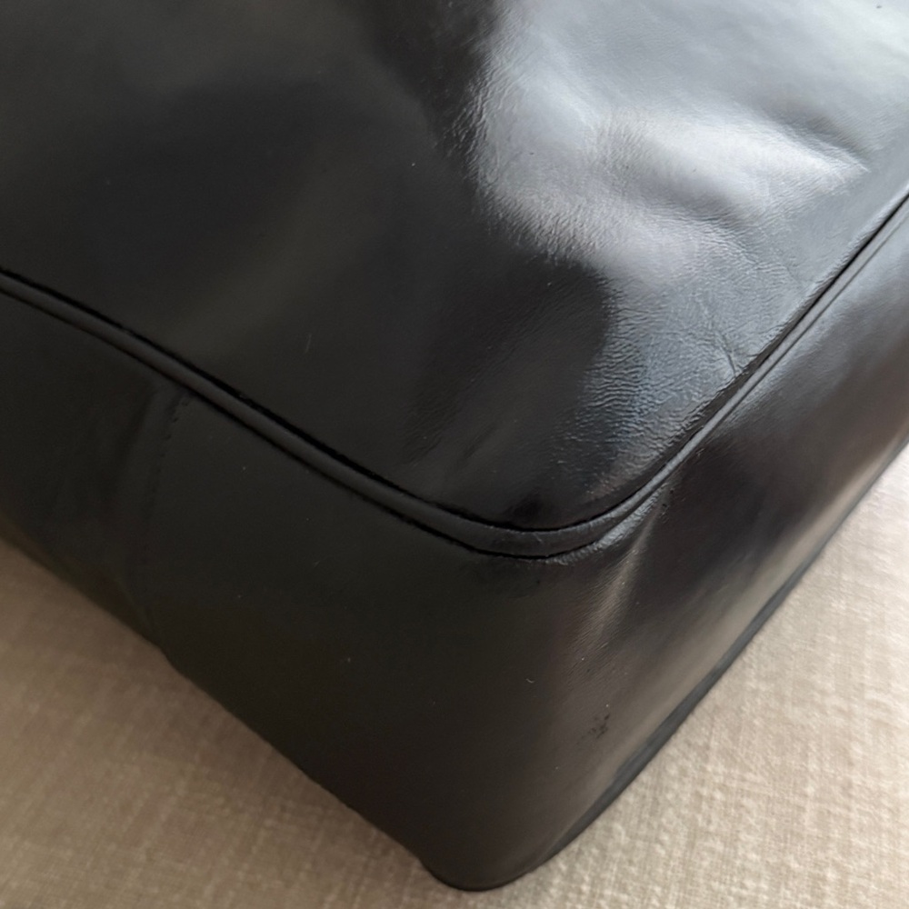 Chanel Vintage CC Shopping Tote - Picture 10 of 14